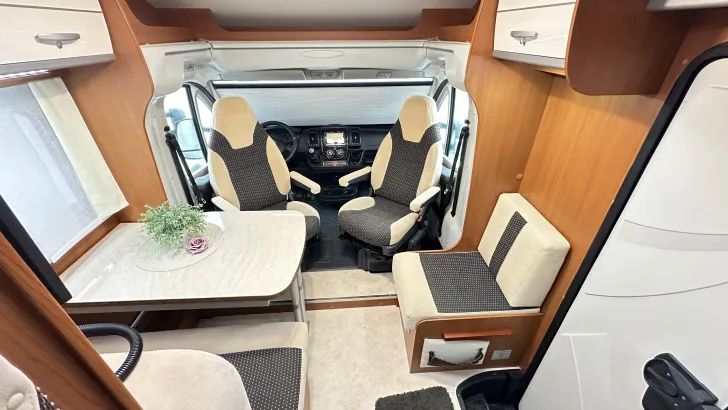 Fahrzeugbild Miller Toronto 690 Wechselrichter #13