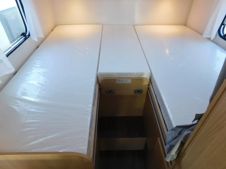 Fahrzeugbild Sunlight Adventure V 67S OHNE Easy-Fold-Bett #16