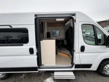 Fahrzeugbild Bürstner Papillon PC 6.0 Kühlbox|Plissee|Drehsitze|140 PS #8