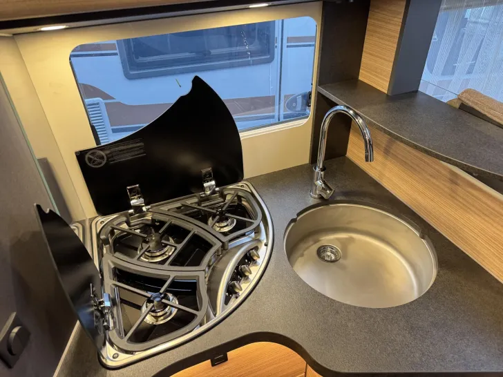 Fahrzeugbild Malibu I 450 RB LE comfort Mercedes #16