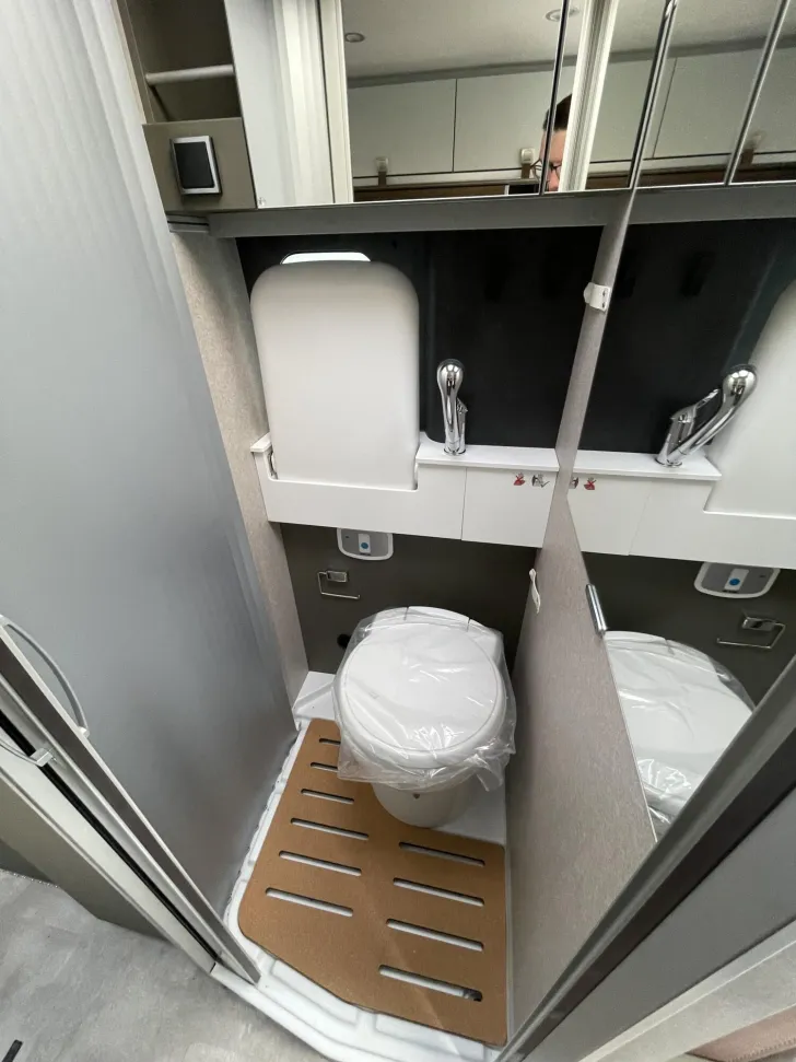 Fahrzeugbild Hymer Grand Canyon Fiat 13.600 EUR Vorteil! #12