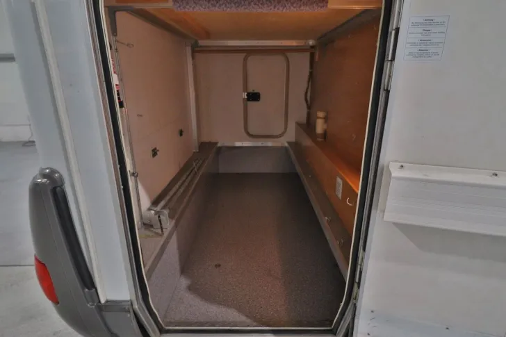 Fahrzeugbild Hymer B 524/Festbett+Hubbett/Garage/Solar/Markise #7