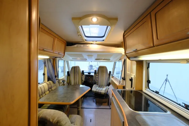 Fahrzeugbild Hymer B 524/Festbett+Hubbett/Garage/Solar/Markise #10