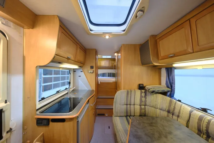 Fahrzeugbild Hymer B 524/Festbett+Hubbett/Garage/Solar/Markise #11