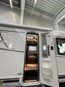 Fahrzeugbild Hymer B-Klasse MC I 600 Dieselheizung, GFK, Router #11