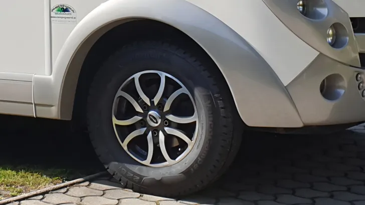 Fahrzeugbild Carthago chic c-line I 4.2 DB #62