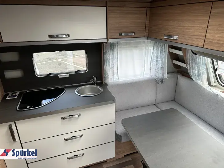 Weitere Sitzgruppe Weinsberg CaraOne 550 UK *ETS*1.700kg*Ersparnis 7.627€