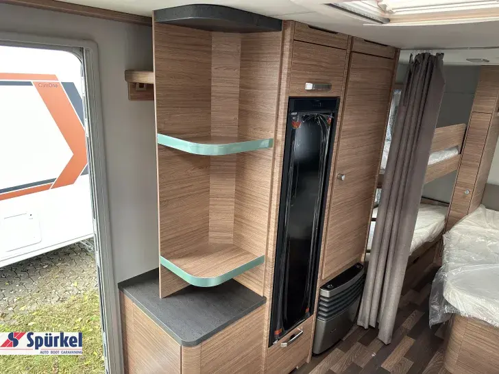 Sicht vorne-hinten Weinsberg CaraOne 550 UK *ETS*1.700kg*Ersparnis 7.627€