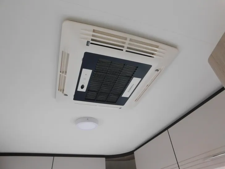 Fahrzeugbild Bürstner Premio Life 480 TL Kilama+Monocontrol+Fahrradtr. #13