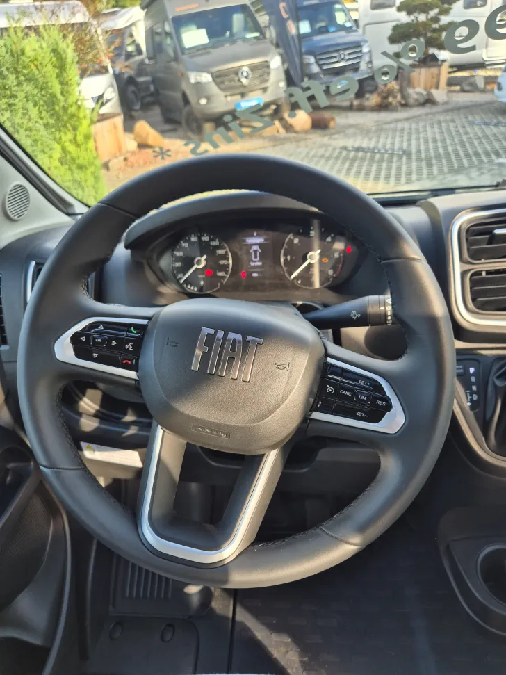 Fahrzeugbild Carado CV600 PRO+*Automatik*Schwenkbad* #10