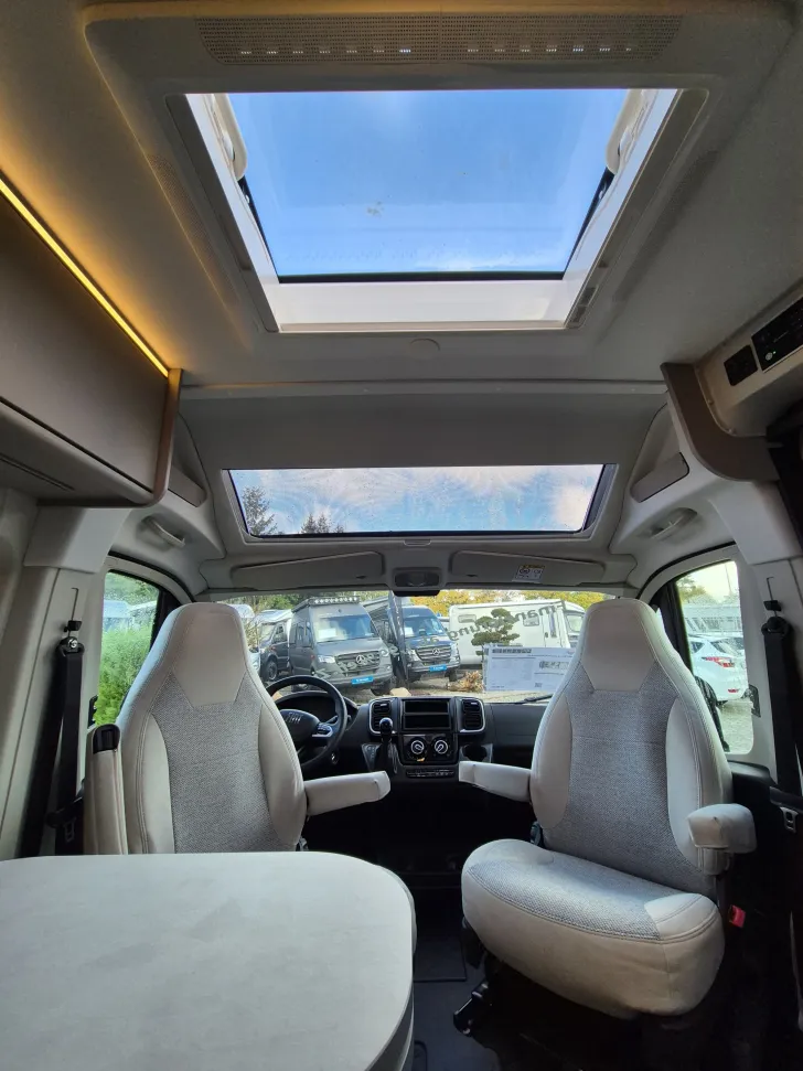 Fahrzeugbild Carado CV600 PRO+*Automatik*Schwenkbad* #28