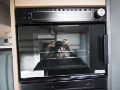 Bild 11 Dethleffs Just Camp T 7052 EB, El. Hubbett, Markise