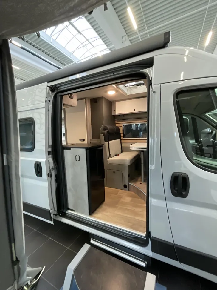 Fahrzeugbild Crosscamp ADVTR 6.0 DF Peugeot Schnäppchen sofort #8