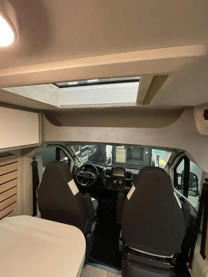 Fahrzeugbild Crosscamp ADVTR 6.0 DF Peugeot Schnäppchen sofort #17