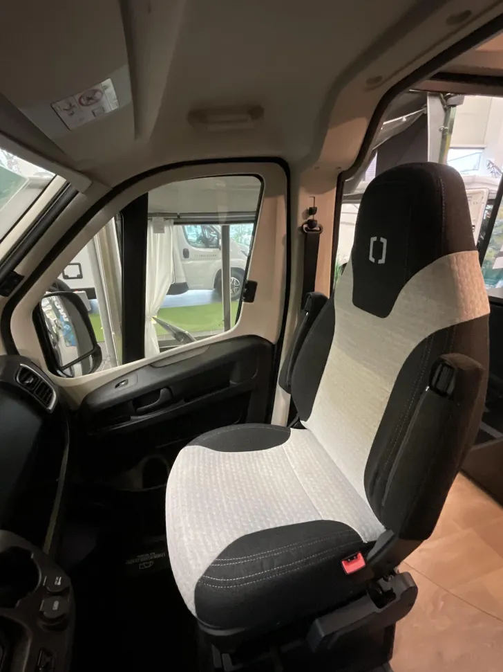 Fahrzeugbild Crosscamp ADVTR 6.0 DF Peugeot Schnäppchen sofort #20