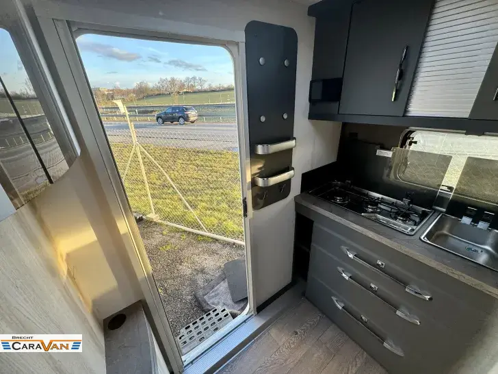 Fahrzeugbild Hobby De Luxe 460 SFf 1,5t/Connect/Ambiente/ #13