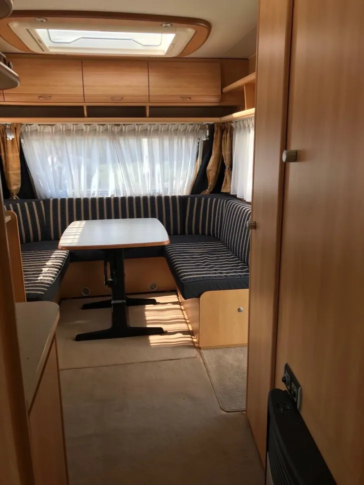 Fahrzeugbild Dethleffs Camper 510 DB gepflegter Zustand #3