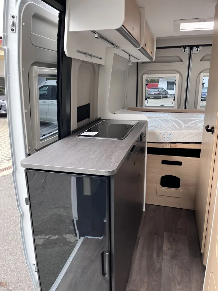 Fahrzeugbild Sunlight CLIFF 600, Markise, Multimedia/Kamera, uvm! #17