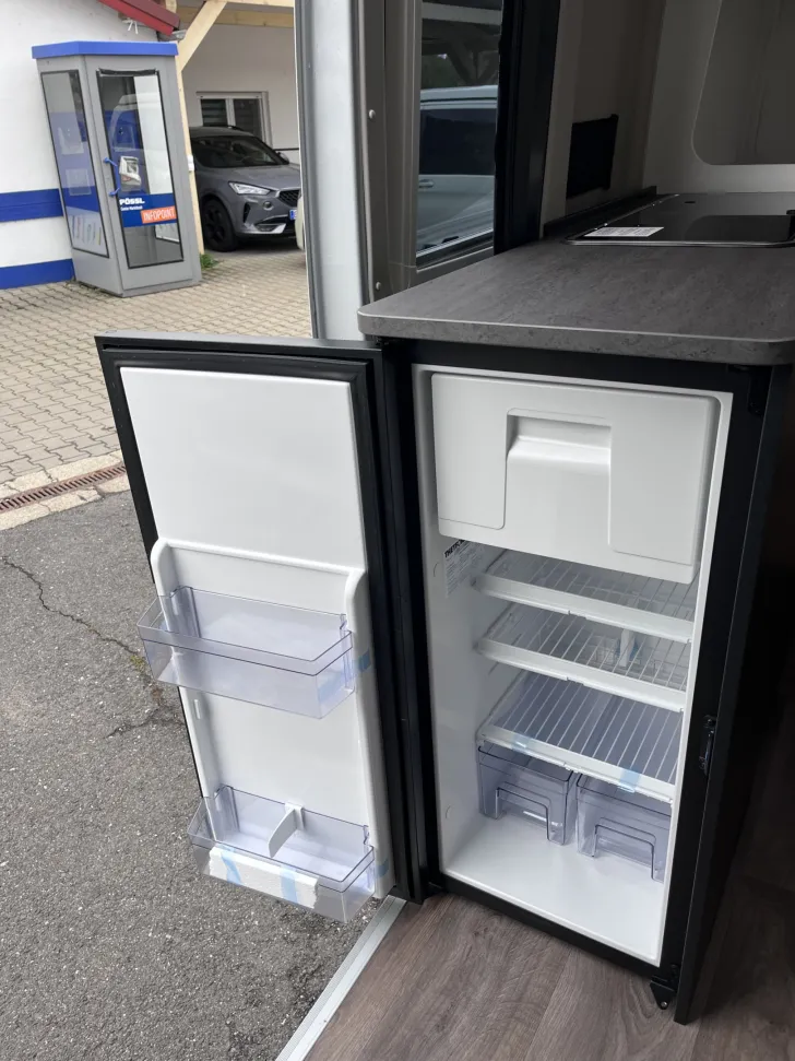 Fahrzeugbild Sunlight CLIFF 600, Markise, Multimedia/Kamera, uvm! #18