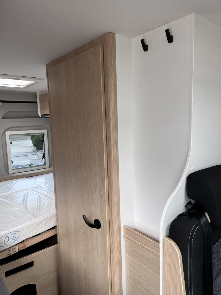 Fahrzeugbild Sunlight CLIFF 600, Markise, Multimedia/Kamera, uvm! #19