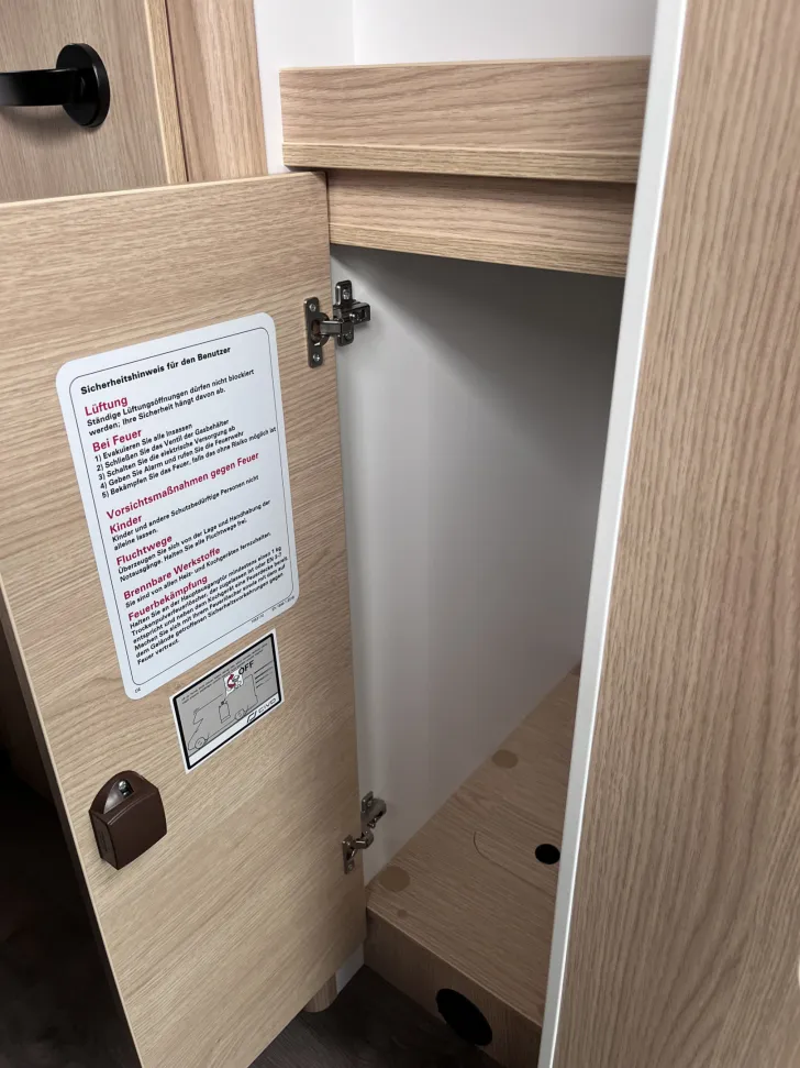 Fahrzeugbild Sunlight CLIFF 600, Markise, Multimedia/Kamera, uvm! #23