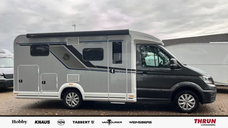 Seitlich Knaus Van TI 640 MEG VANSATION Automatik*Assistenten*