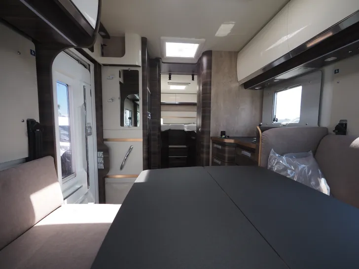 Fahrzeugbild Laika ECOVIP H4109DS, 180 PS Automatik ! #7