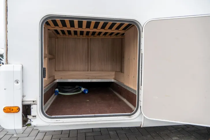 Fahrzeugbild Weinsberg CaraSuite 650 MF *Lederausst*fr.Längsb.*Hubbett* #6