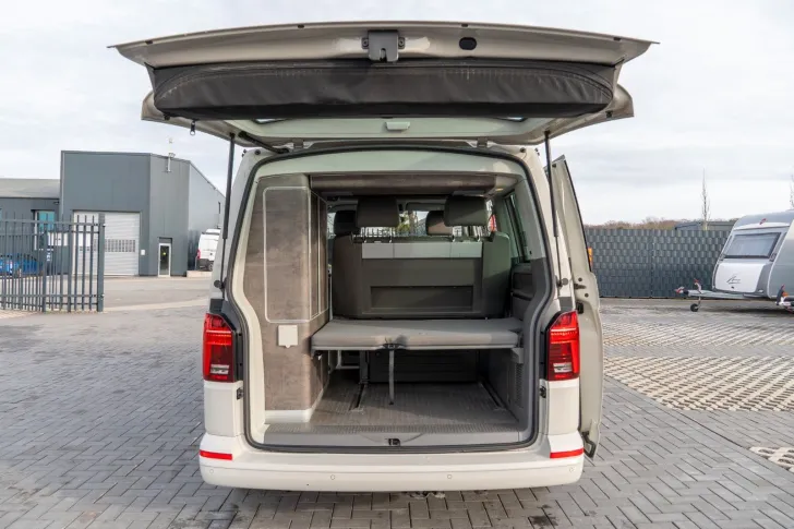 Fahrzeugbild VW California Ocean T 6.1 *Automatik*150PS*Küche #7
