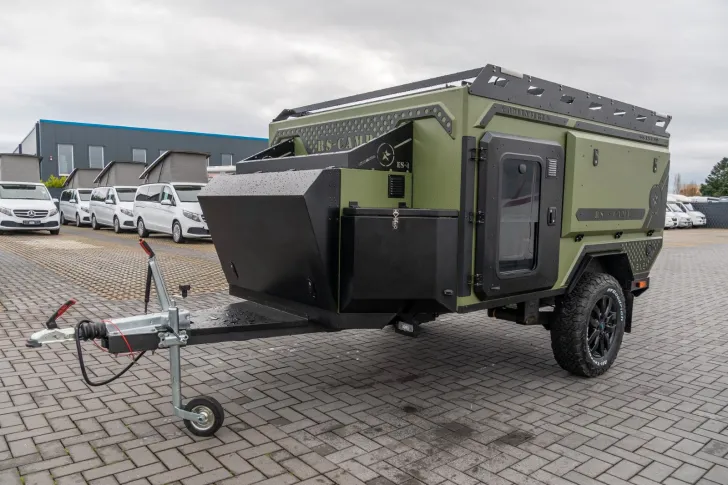Fahrzeugbild RS-Camp ES-4 2026*BREMSE*SOLAR200W*AHK*KÜHLSCHRANK #2