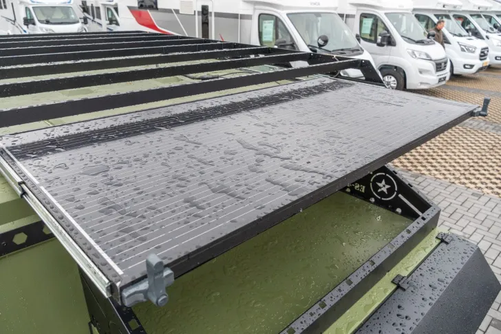 Fahrzeugbild RS-Camp ES-4 2026*BREMSE*SOLAR200W*AHK*KÜHLSCHRANK #15