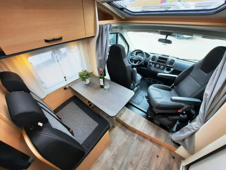 Fahrzeugbild Sunlight V 69 Verfüg./Sparen Sie 8.777,- € #8