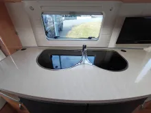 Fahrzeugbild Hobby De Luxe 440 SF #18