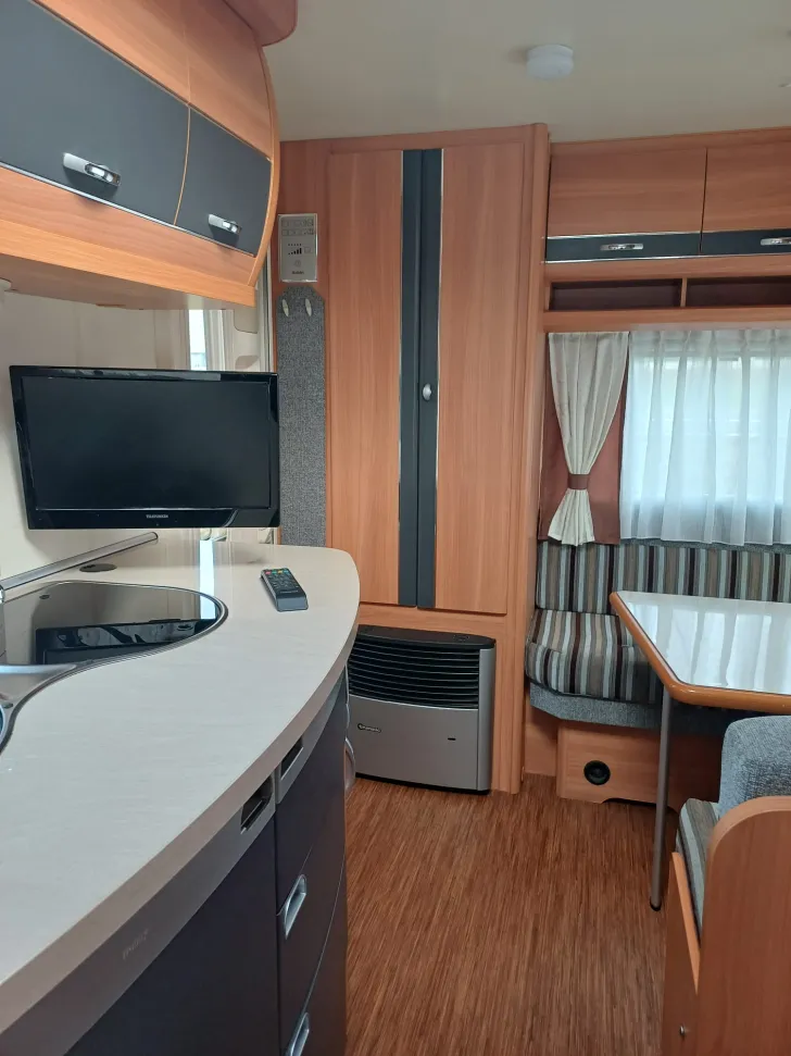 Fahrzeugbild Hobby De Luxe 440 SF #20