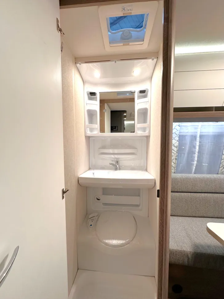 Fahrzeugbild Hobby OnTour 390 SF 1.500 kg Autarkvorbereitung #10