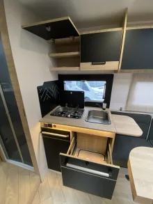 Fahrzeugbild Chausson Teilintegrierte 797 Titanium Line OHNE Hubbett #8