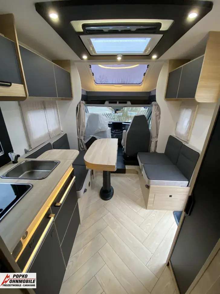 Fahrzeugbild Chausson Teilintegrierte 797 Titanium Line OHNE Hubbett #7