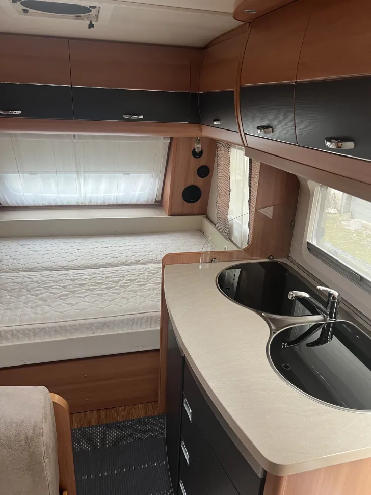 Fahrzeugbild Hobby Excellent 400 SF Neuwertiger Zustand #8