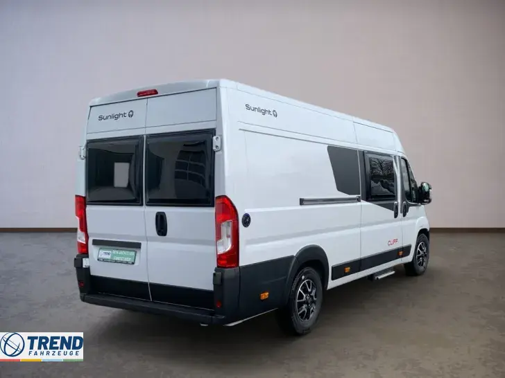 Fahrzeugbild Sunlight Camper Van Cliff 640 #3