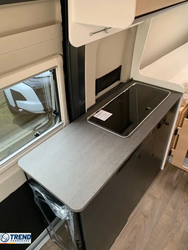 Fahrzeugbild Sunlight Camper Van Cliff 640 #13