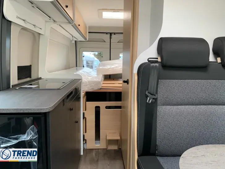 Fahrzeugbild Sunlight Camper Van Cliff 640 #24