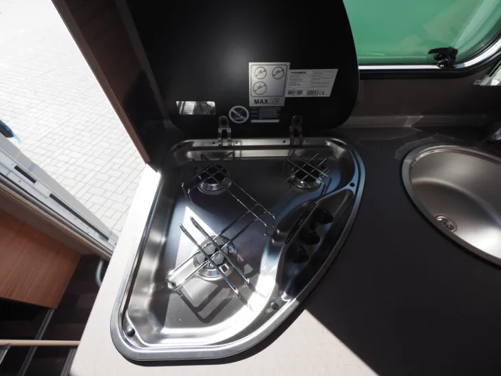 Fahrzeugbild Weinsberg CaraHome 550 MG, Dachklima, LT: 70120,- Euro #7