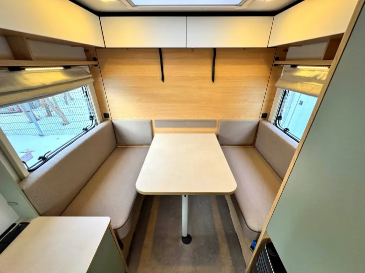Fahrzeugbild LMC Style 400 F #8