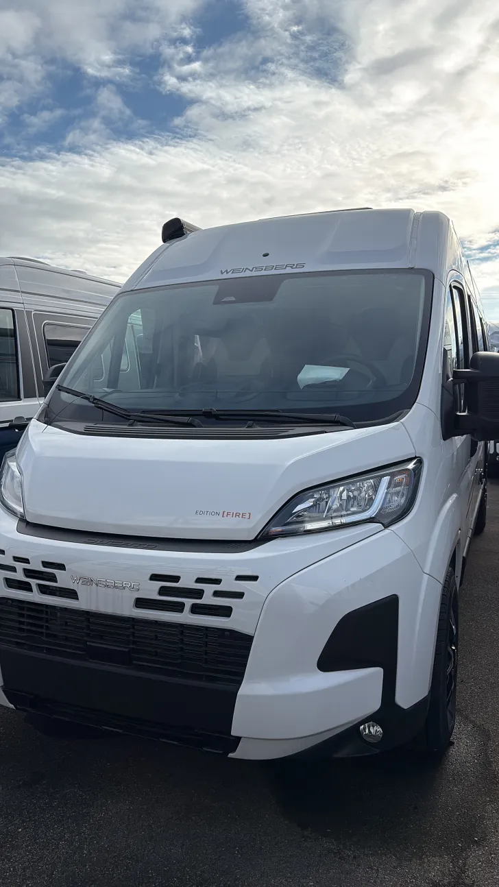 Frontal Vorne Weinsberg CaraBus 600 MQ Automatik