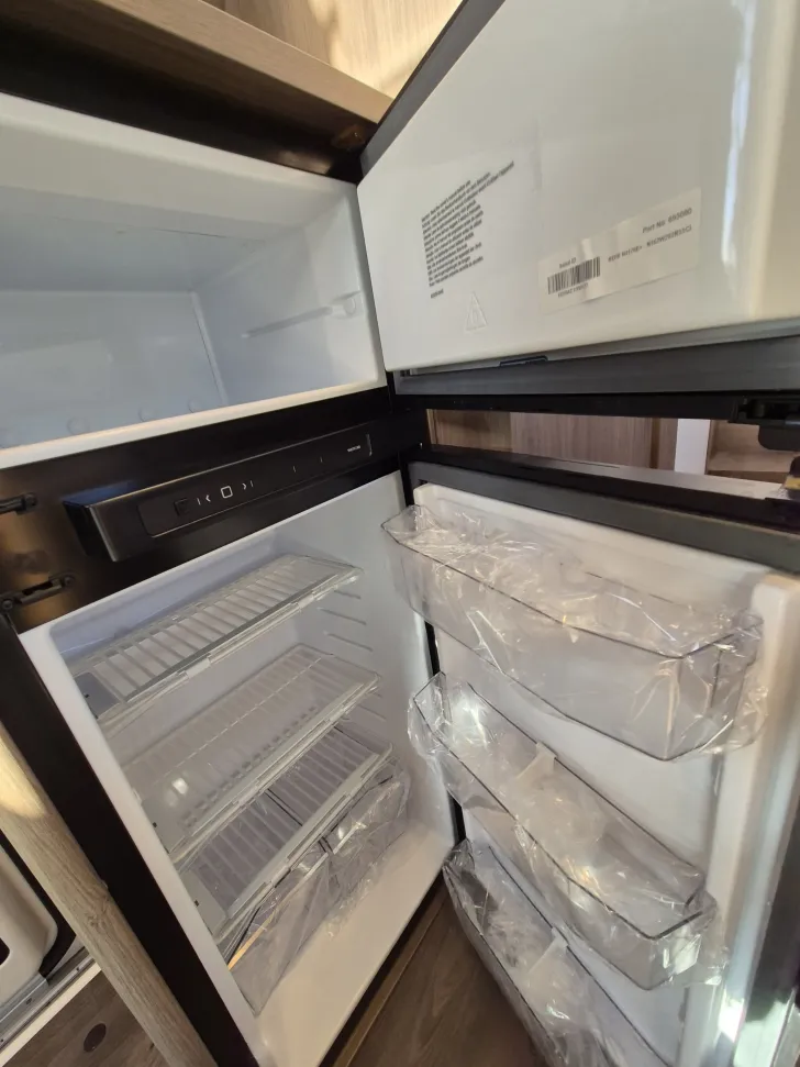 Fahrzeugbild Carado T338 pro+ *Safety-Paket*Hubbett*Automatik* #21