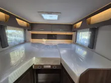 Fahrzeugbild Carado T447 pro+ *Safety-Paket*Hubbett*Holzrost* #28