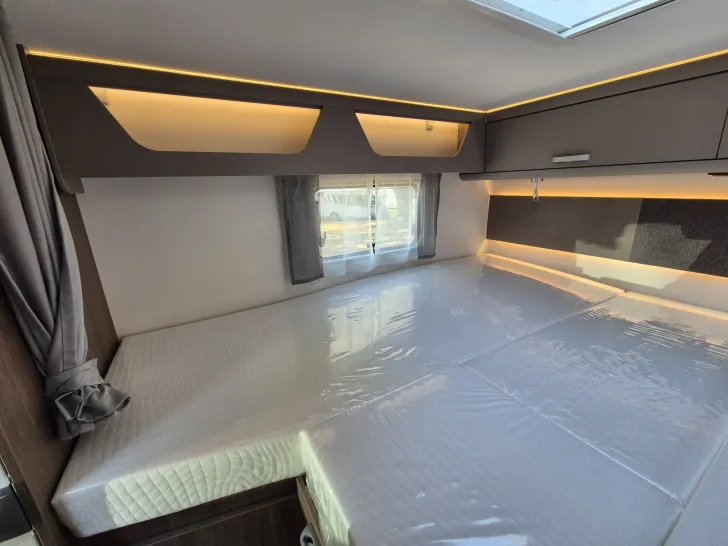 Fahrzeugbild Carado T447 pro+ *Safety-Paket*Hubbett*Holzrost* #30