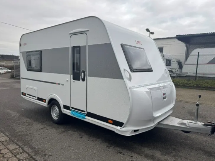 Fahrzeugbild LMC Style 400 F Modell 2026 #1