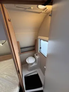 Fahrzeugbild Knaus Sport 540 FDK Aufl. 1800KG, Garagentüre usw. #13