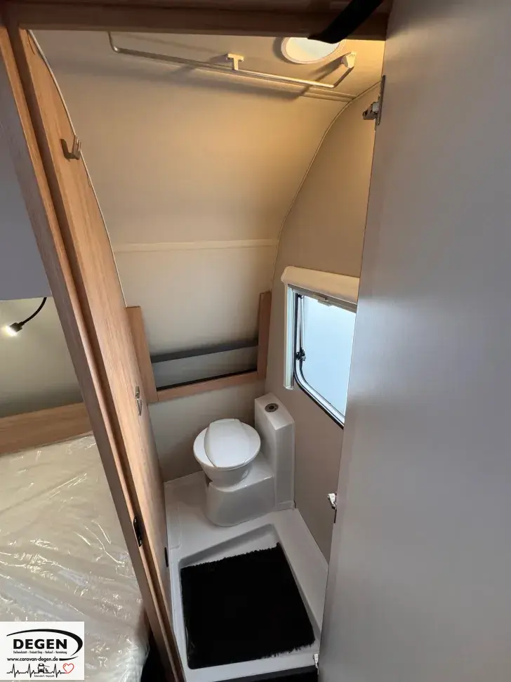 Fahrzeugbild Knaus Sport 540 FDK Aufl. 1800KG, Garagentüre usw. #13